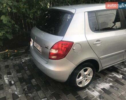 Серый Шкода Фабия, объемом двигателя 1.39 л и пробегом 318 тыс. км за 3700 $, фото 6 на Automoto.ua
