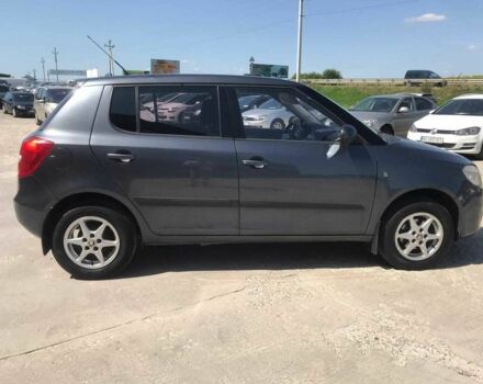 Серый Шкода Фабия, объемом двигателя 1.4 л и пробегом 390 тыс. км за 3930 $, фото 5 на Automoto.ua