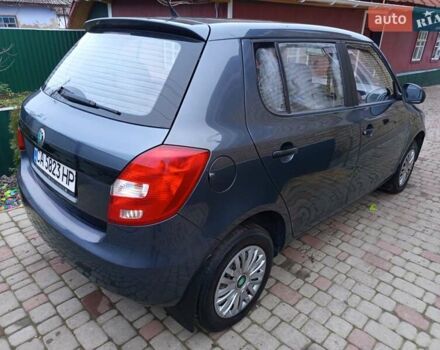 Серый Шкода Фабия, объемом двигателя 1.2 л и пробегом 210 тыс. км за 3950 $, фото 3 на Automoto.ua