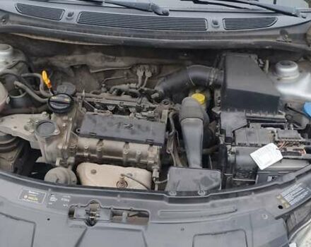 Серый Шкода Фабия, объемом двигателя 1.2 л и пробегом 314 тыс. км за 3950 $, фото 15 на Automoto.ua