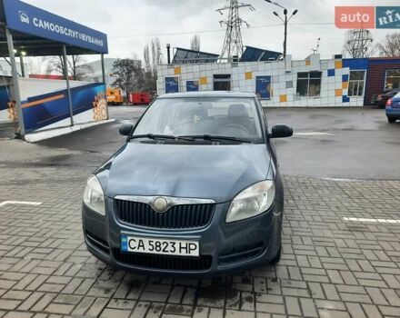Серый Шкода Фабия, объемом двигателя 1.2 л и пробегом 205 тыс. км за 3200 $, фото 5 на Automoto.ua