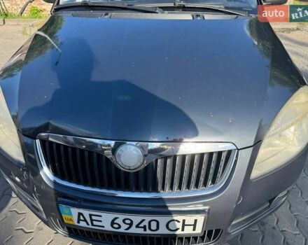 Серый Шкода Фабия, объемом двигателя 1.39 л и пробегом 390 тыс. км за 3600 $, фото 25 на Automoto.ua