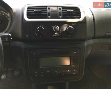 Серый Шкода Фабия, объемом двигателя 1.39 л и пробегом 390 тыс. км за 3600 $, фото 12 на Automoto.ua