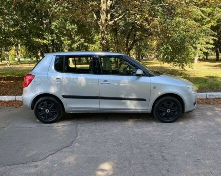 Серый Шкода Фабия, объемом двигателя 0 л и пробегом 218 тыс. км за 5100 $, фото 1 на Automoto.ua