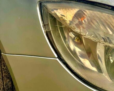 Серый Шкода Фабия, объемом двигателя 1.4 л и пробегом 286 тыс. км за 4400 $, фото 7 на Automoto.ua