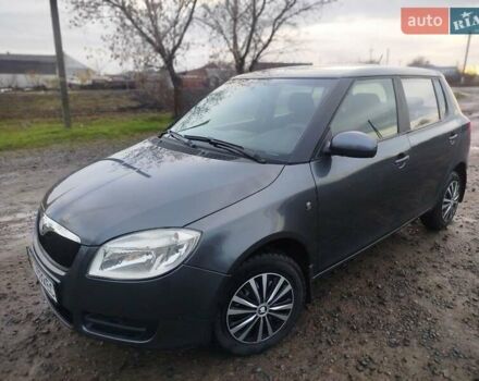 Серый Шкода Фабия, объемом двигателя 1.2 л и пробегом 143 тыс. км за 4500 $, фото 16 на Automoto.ua