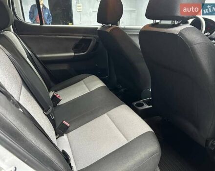 Шкода Фабия 2009 в Черновцах на Automoto.ua Серый Шкода Фабия, объемом двигателя 1.2 л и пробегом 113 тыс. км за 5800 $, фото 10 на Automoto.ua