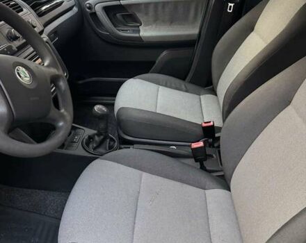 Серый Шкода Фабия, объемом двигателя 1.39 л и пробегом 172 тыс. км за 4999 $, фото 19 на Automoto.ua