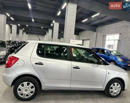 Сірий Шкода Фабія, об'ємом двигуна 0 л та пробігом 190 тис. км за 6299 $, фото 7 на Automoto.ua