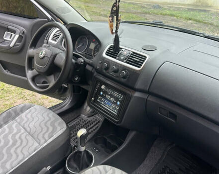 Серый Шкода Фабия, объемом двигателя 1.2 л и пробегом 212 тыс. км за 5245 $, фото 15 на Automoto.ua