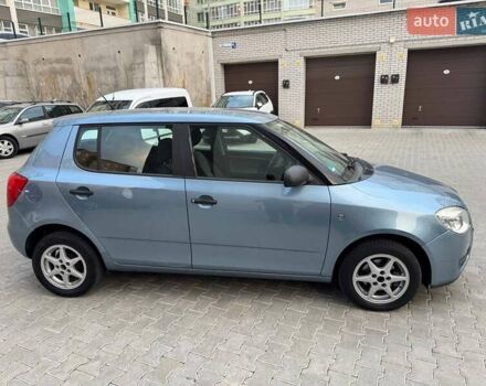 Серый Шкода Фабия, объемом двигателя 1.39 л и пробегом 172 тыс. км за 4999 $, фото 7 на Automoto.ua