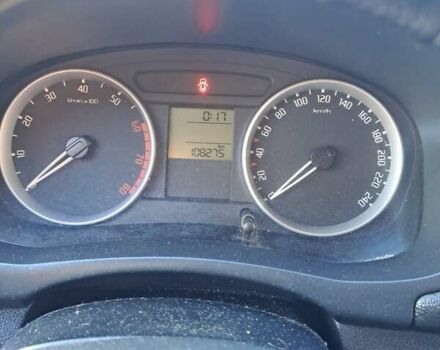 Сірий Шкода Фабія, об'ємом двигуна 1.39 л та пробігом 108 тис. км за 2800 $, фото 2 на Automoto.ua