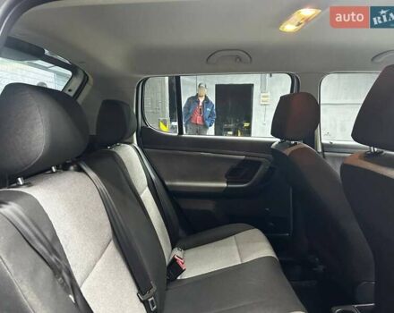 Шкода Фабия 2009 в Черновцах на Automoto.ua Серый Шкода Фабия, объемом двигателя 1.2 л и пробегом 113 тыс. км за 5800 $, фото 11 на Automoto.ua