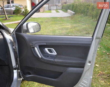 Сірий Шкода Фабія, об'ємом двигуна 1.39 л та пробігом 246 тис. км за 4300 $, фото 8 на Automoto.ua