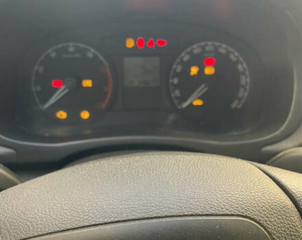 Серый Шкода Фабия, объемом двигателя 1.2 л и пробегом 142 тыс. км за 3900 $, фото 10 на Automoto.ua