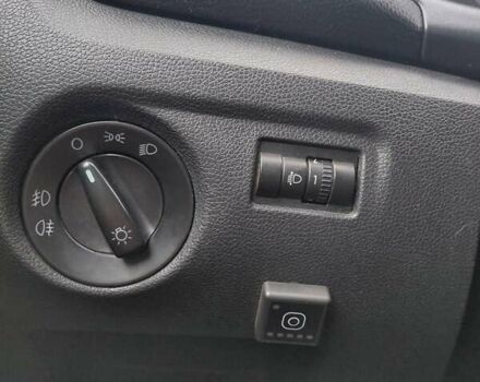 Серый Шкода Фабия, объемом двигателя 1.2 л и пробегом 283 тыс. км за 5000 $, фото 12 на Automoto.ua