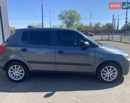 Шкода Фабия 2009 в Днепре (Днепропетровске) на Automoto.ua Серый Шкода Фабия, объемом двигателя 1.2 л и пробегом 212 тыс. км за 5800 $, фото 6 на Automoto.ua