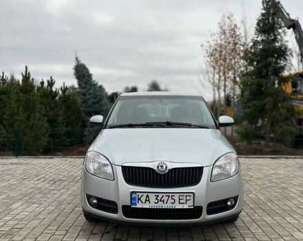 Сірий Шкода Фабія, об'ємом двигуна 1.39 л та пробігом 187 тис. км за 4100 $, фото 2 на Automoto.ua