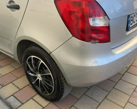 Серый Шкода Фабия, объемом двигателя 1.2 л и пробегом 142 тыс. км за 3900 $, фото 17 на Automoto.ua