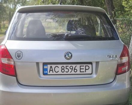 Серый Шкода Фабия, объемом двигателя 1.2 л и пробегом 222 тыс. км за 4500 $, фото 2 на Automoto.ua