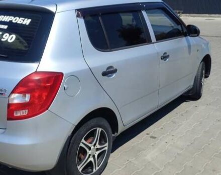 Серый Шкода Фабия, объемом двигателя 1.2 л и пробегом 130 тыс. км за 5500 $, фото 3 на Automoto.ua