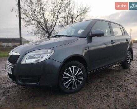 Серый Шкода Фабия, объемом двигателя 1.2 л и пробегом 143 тыс. км за 4500 $, фото 17 на Automoto.ua