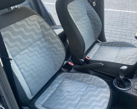 Сірий Шкода Фабія, об'ємом двигуна 1.2 л та пробігом 84 тис. км за 5700 $, фото 19 на Automoto.ua