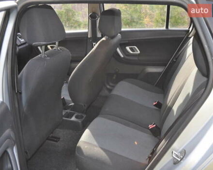 Сірий Шкода Фабія, об'ємом двигуна 1.39 л та пробігом 246 тис. км за 4300 $, фото 7 на Automoto.ua