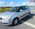 Серый Шкода Фабия, объемом двигателя 1.2 л и пробегом 250 тыс. км за 3800 $, фото 1 на Automoto.ua