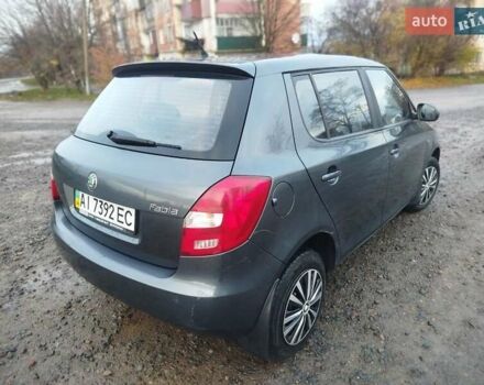 Серый Шкода Фабия, объемом двигателя 1.2 л и пробегом 143 тыс. км за 4500 $, фото 12 на Automoto.ua