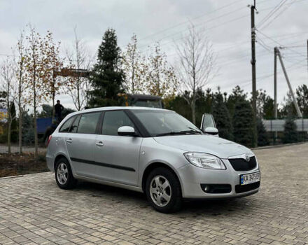 Сірий Шкода Фабія, об'ємом двигуна 1.39 л та пробігом 187 тис. км за 4100 $, фото 3 на Automoto.ua