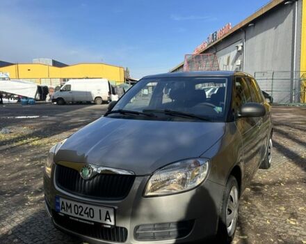 Сірий Шкода Фабія, об'ємом двигуна 1.2 л та пробігом 220 тис. км за 4100 $, фото 1 на Automoto.ua