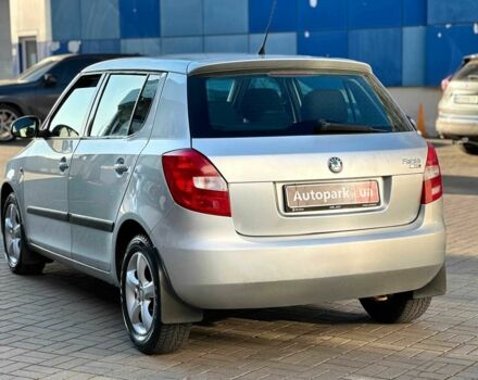 Серый Шкода Фабия, объемом двигателя 1.4 л и пробегом 225 тыс. км за 5400 $, фото 7 на Automoto.ua