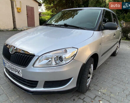 Шкода Фабия 2010 в Самборе на Automoto.ua Серый Шкода Фабия, объемом двигателя 1.39 л и пробегом 290 тыс. км за 4800 $, фото 14 на Automoto.ua