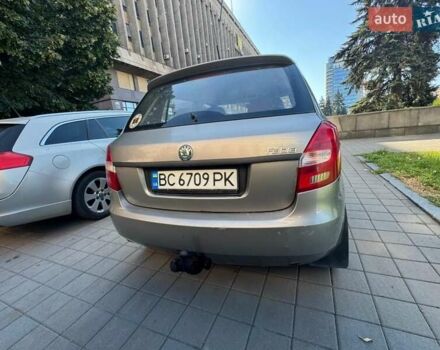 Серый Шкода Фабия, объемом двигателя 1.2 л и пробегом 406 тыс. км за 3500 $, фото 3 на Automoto.ua