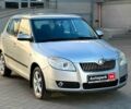 Серый Шкода Фабия, объемом двигателя 1.4 л и пробегом 225 тыс. км за 5400 $, фото 2 на Automoto.ua