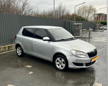 Сірий Шкода Фабія, об'ємом двигуна 1.4 л та пробігом 400 тис. км за 3500 $, фото 3 на Automoto.ua