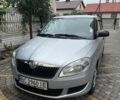 Серый Шкода Фабия, объемом двигателя 1.2 л и пробегом 77 тыс. км за 5500 $, фото 1 на Automoto.ua