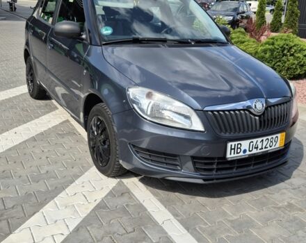 Сірий Шкода Фабія, об'ємом двигуна 0 л та пробігом 301 тис. км за 3900 $, фото 2 на Automoto.ua