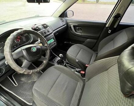 Сірий Шкода Фабія, об'ємом двигуна 1.2 л та пробігом 184 тис. км за 4999 $, фото 38 на Automoto.ua