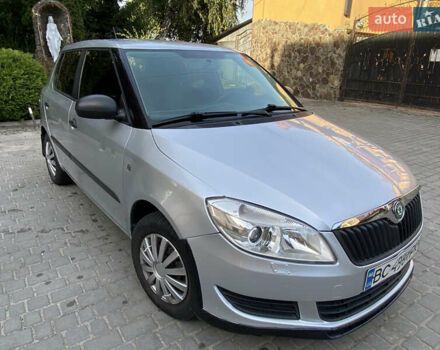 Шкода Фабия 2010 в Самборе на Automoto.ua Серый Шкода Фабия, объемом двигателя 1.39 л и пробегом 290 тыс. км за 4800 $, фото 15 на Automoto.ua