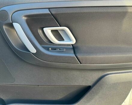 Серый Шкода Фабия, объемом двигателя 1.4 л и пробегом 225 тыс. км за 5400 $, фото 14 на Automoto.ua