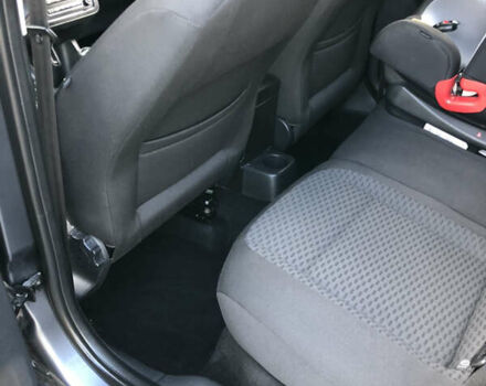 Шкода Фабия 2010 в Полтаве на Automoto.ua Серый Шкода Фабия, объемом двигателя 1.2 л и пробегом 230 тыс. км за 4799 $, фото 17 на Automoto.ua