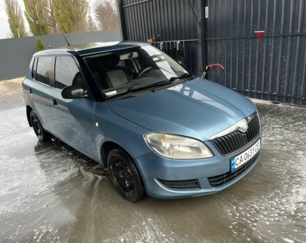 Серый Шкода Фабия, объемом двигателя 1.2 л и пробегом 204 тыс. км за 4100 $, фото 4 на Automoto.ua