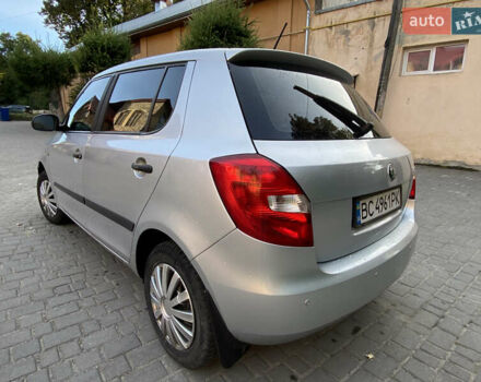 Шкода Фабия 2010 в Самборе на Automoto.ua Серый Шкода Фабия, объемом двигателя 1.39 л и пробегом 290 тыс. км за 4800 $, фото 1 на Automoto.ua