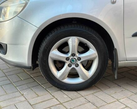 Серый Шкода Фабия, объемом двигателя 1.4 л и пробегом 225 тыс. км за 5400 $, фото 10 на Automoto.ua