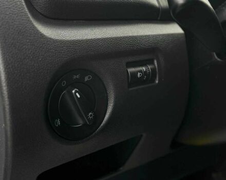 Серый Шкода Фабия, объемом двигателя 1.6 л и пробегом 283 тыс. км за 5800 $, фото 16 на Automoto.ua