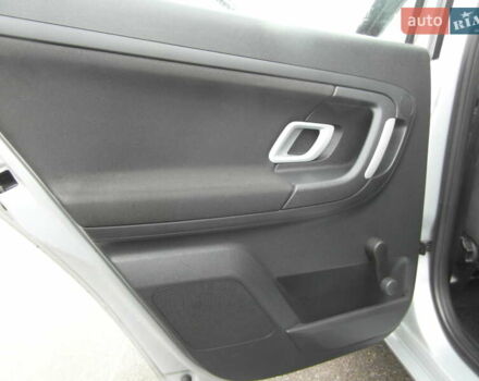 Серый Шкода Фабия, объемом двигателя 1.2 л и пробегом 141 тыс. км за 5900 $, фото 4 на Automoto.ua