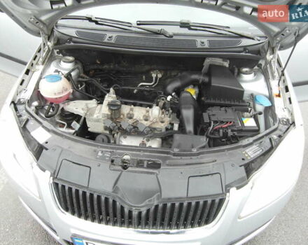 Серый Шкода Фабия, объемом двигателя 1.2 л и пробегом 141 тыс. км за 5900 $, фото 14 на Automoto.ua