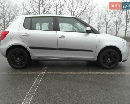 Серый Шкода Фабия, объемом двигателя 1.2 л и пробегом 141 тыс. км за 5900 $, фото 16 на Automoto.ua